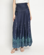 Aswani Yasmin - Image 2