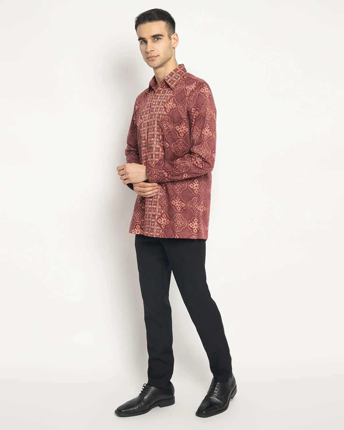 331-00006710 - 4 Mahawira - Image 1