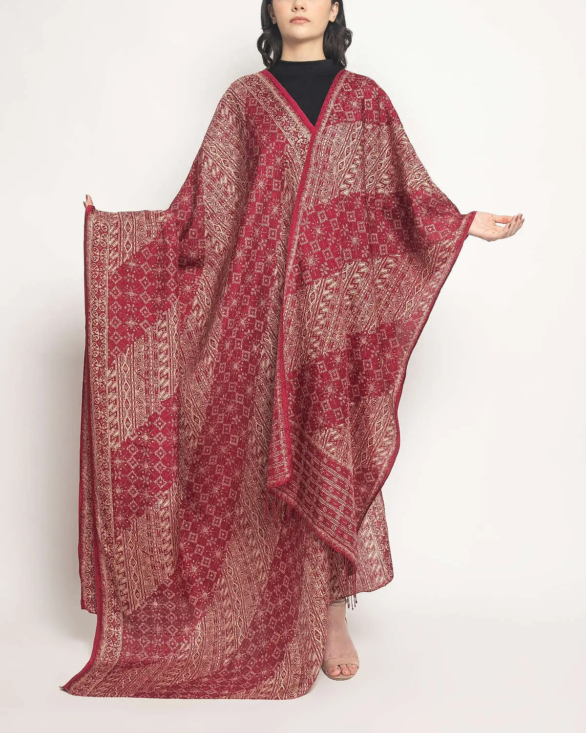 335-00000556 - 1 Sarong Batik Viscose - Image 1