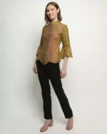 Harini Sari